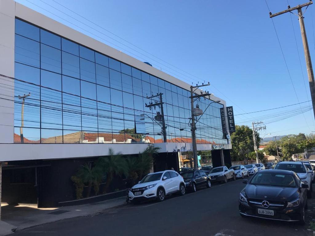 Hotel E Restaurante Canta Galo Jacarezinho Dış mekan fotoğraf